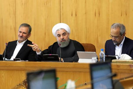 جمهوری اسلامی ایران در چارچوب برجام و توافق حرکت می‌کند