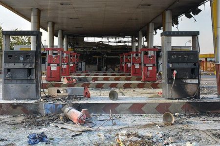 عملکرد دولت در گرانی بنزین آتش فتنه را شعله ور کرد