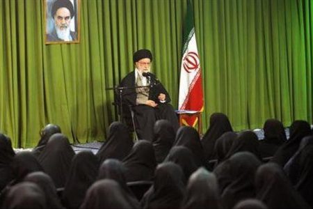 مسابقه کتاب‌خوانی با موضوع «قدرت و شکوه زن» در کلام امام  خمینی(ره) و رهبر معظم انقلاب