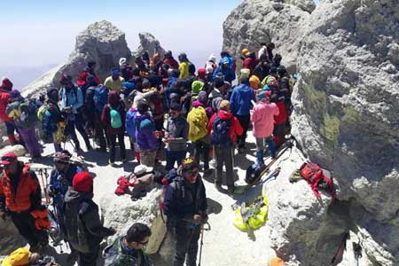 موارد مشکوک به کرونا در کوهنوردان صعود کننده به دماوند