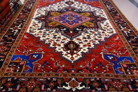 فرش های دستباف را در نمایشگاه قزوین ببینید