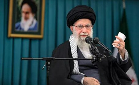 مردم در جنگ ۱۲ روزه خودشان واقعیت امریکا را دیدند مردم در جنگ ۱۲ روزه خودشان واقعیت امریکا را دیدند