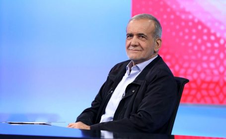 همه افتخار این پیروزی تاریخی به ملت ایران اختصاص دارد