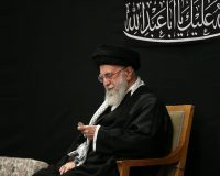 مراسم عزاداری شب عاشورا با حضور رهبر معظم انقلاب برگزار شد