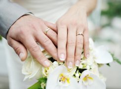 ثبت نام و دریافت وام ازدواج مجازی می‌شود