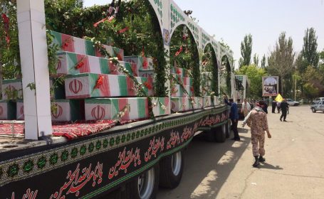 پیکر مطهر شهدای مدافع حرم به آغوش وطن بازگشت