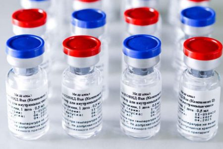 ۱۴ شرکت ایرانی متقاضی تولید واکسن کرونا هستند