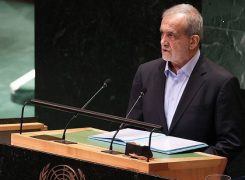 ایران همواره در برابر تندباد‌های تاریخ استوار ایستاده است