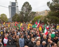 مردم قزوین شعار مرگ بر آمریکا و اسرائیل سر دادند