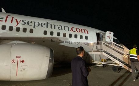 خروج هواپیمای سپهران از باند فرودگاه مشهد خروج هواپیمای سپهران از باند فرودگاه مشهد